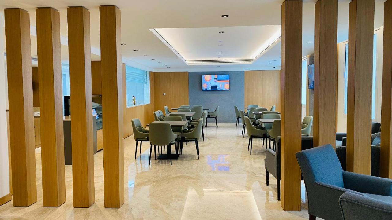 Sitara Hotel Apartment Dubai Exteriör bild