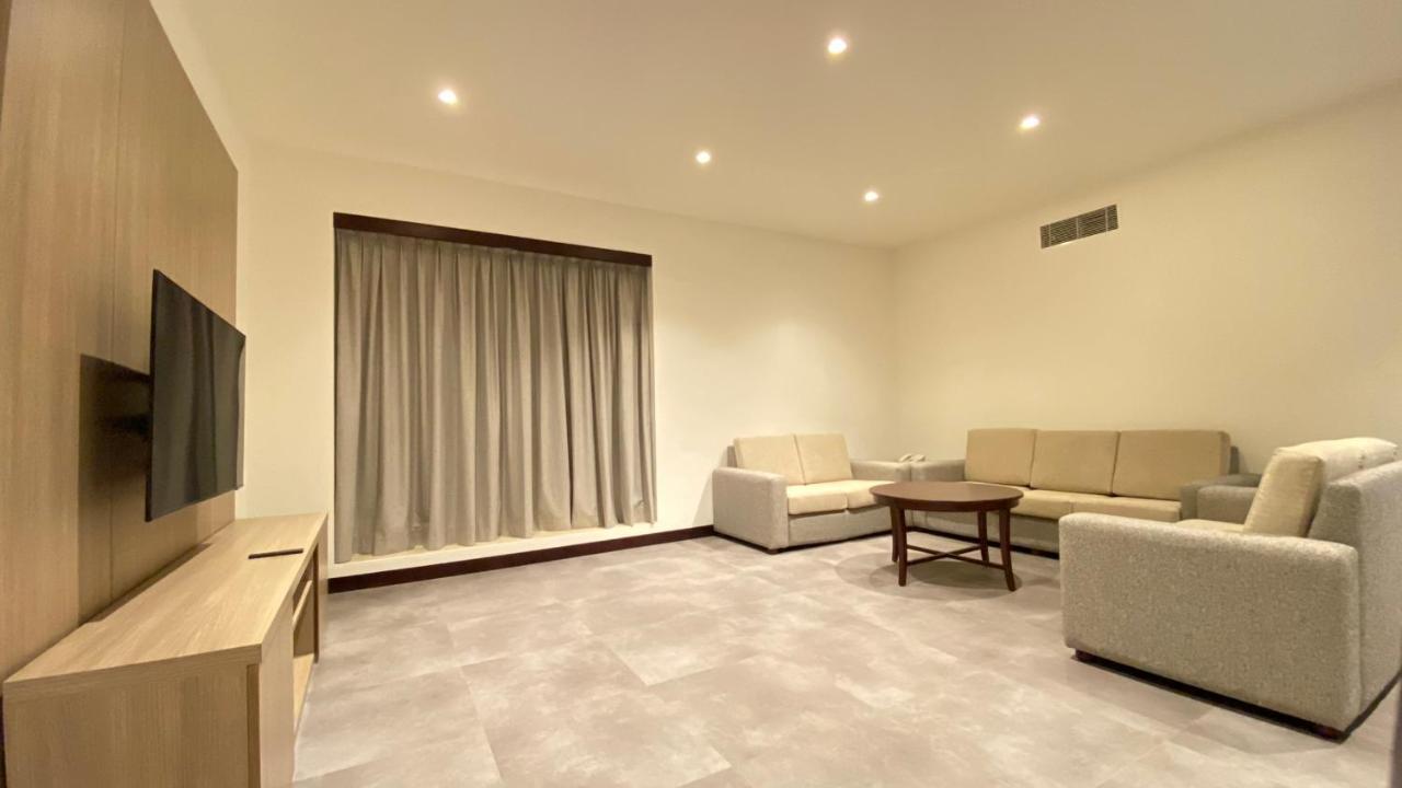 Sitara Hotel Apartment Dubai Exteriör bild