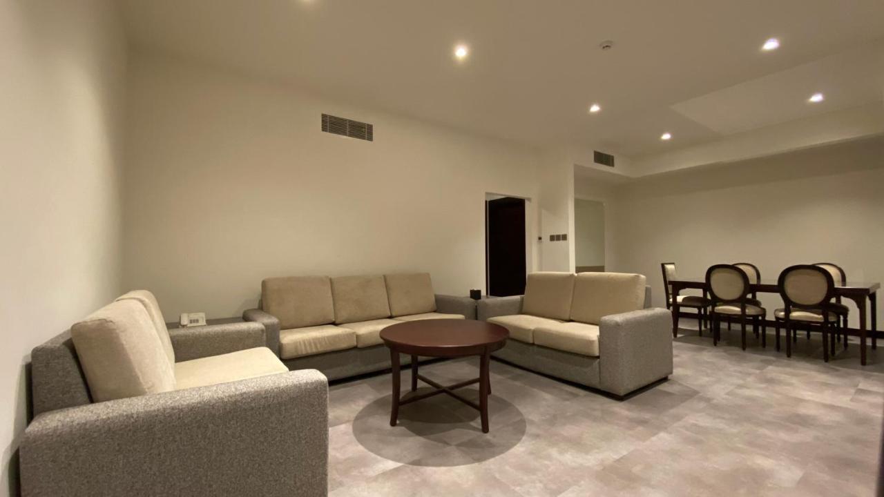 Sitara Hotel Apartment Dubai Exteriör bild