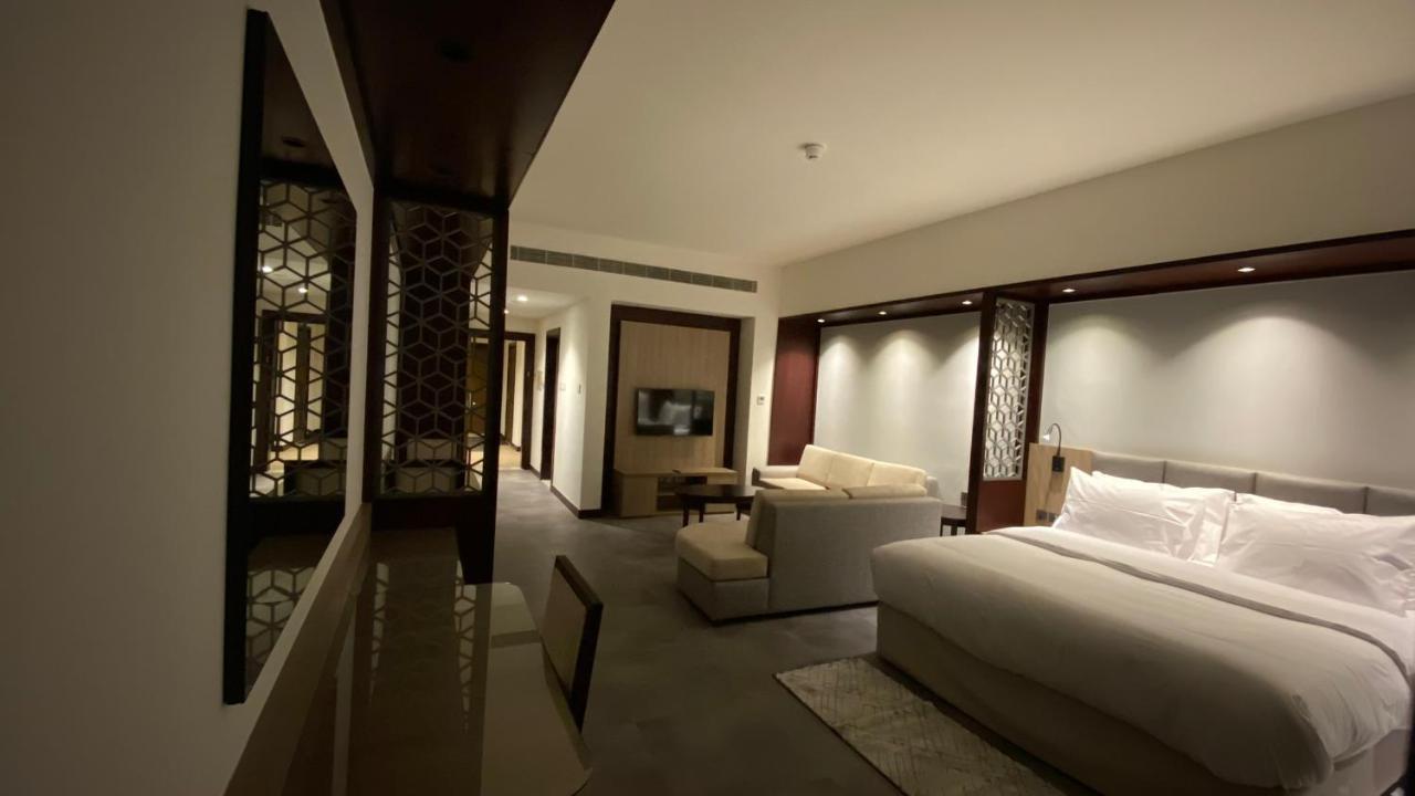 Sitara Hotel Apartment Dubai Exteriör bild