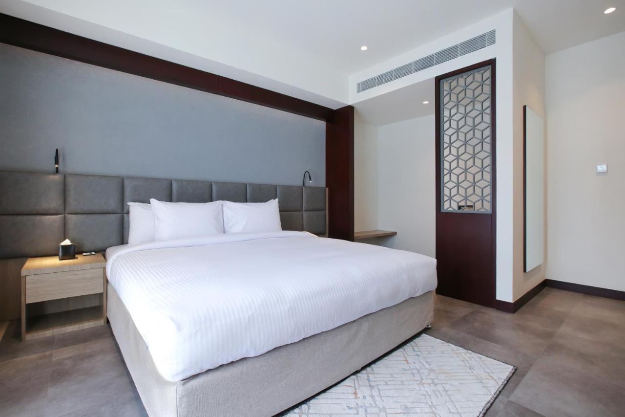 Sitara Hotel Apartment Dubai Exteriör bild